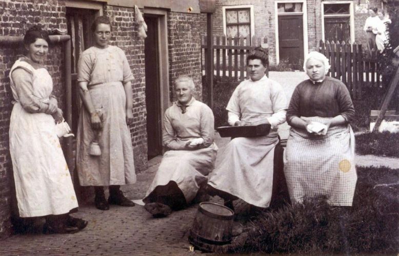 Pietertje Walthuis(1884-1970) 2elinks